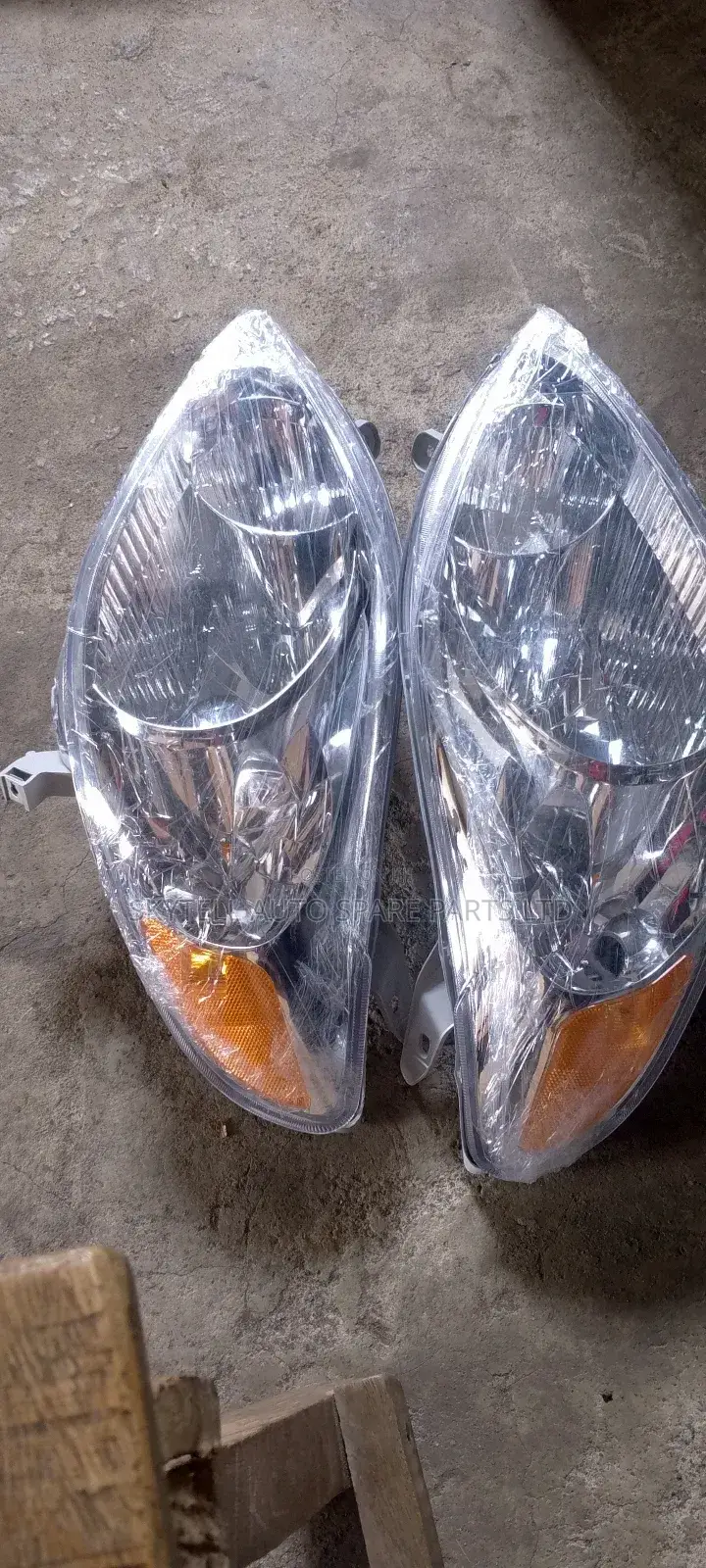 Head Lamp for Toyota Matrix 2006
