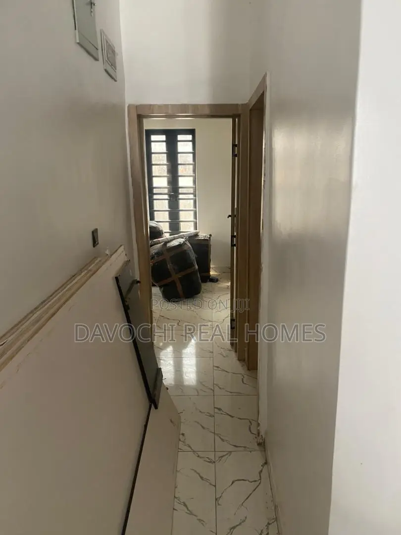 4bdrm Duplex in Ologolo for rent