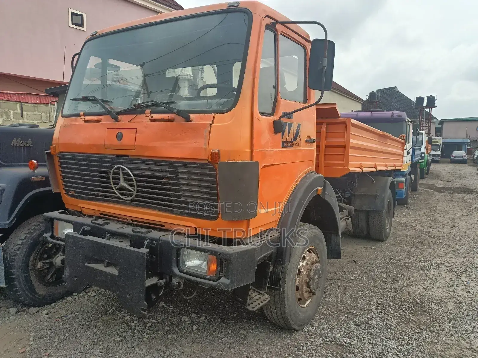 Mercedes Benz 1922 Tipper With Auxiliary Gear