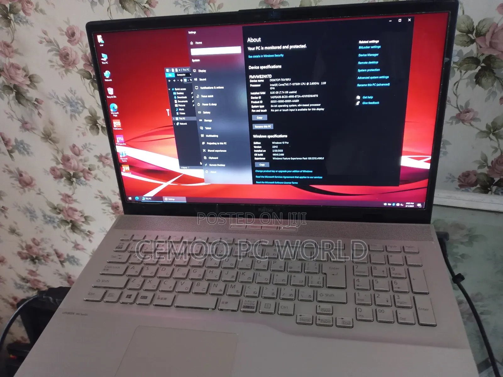 Laptop Fujitsu Lifebook NH751 8GB Intel Core I7 SSD 1T