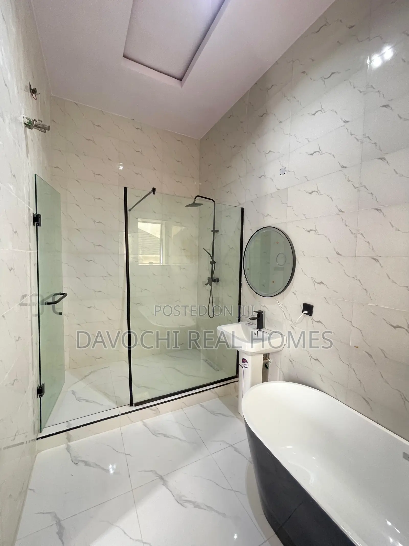 4bdrm Duplex in Ikota, Lagos for sale