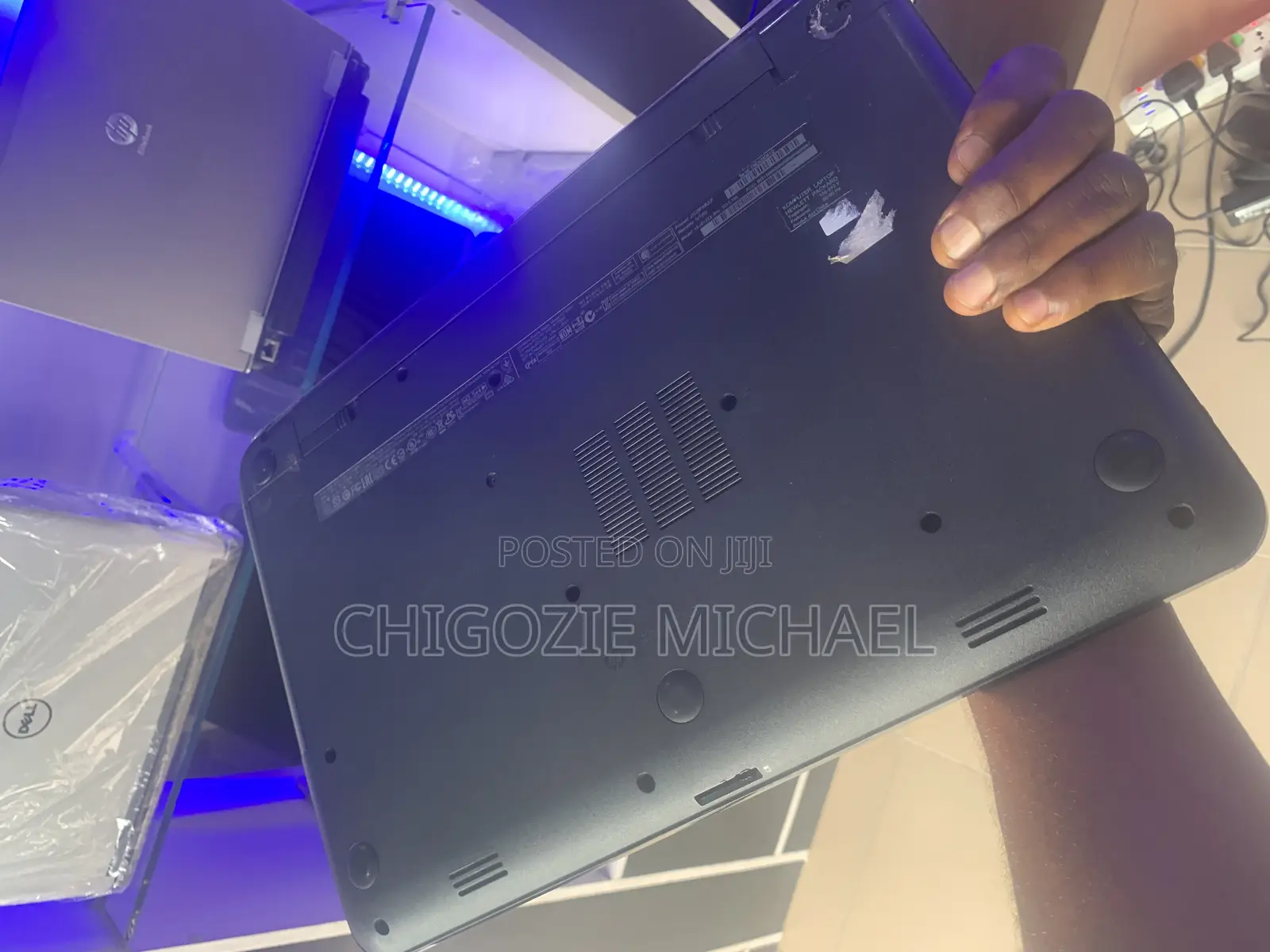 Laptop HP 15-Da2933nia 8GB Intel Core I5 HDD 500GB