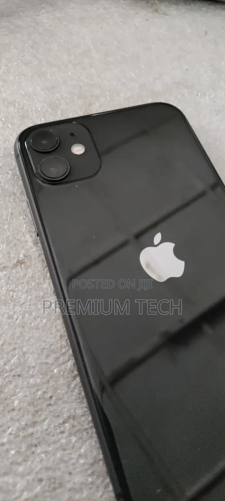 Apple iPhone 11 64 GB Black