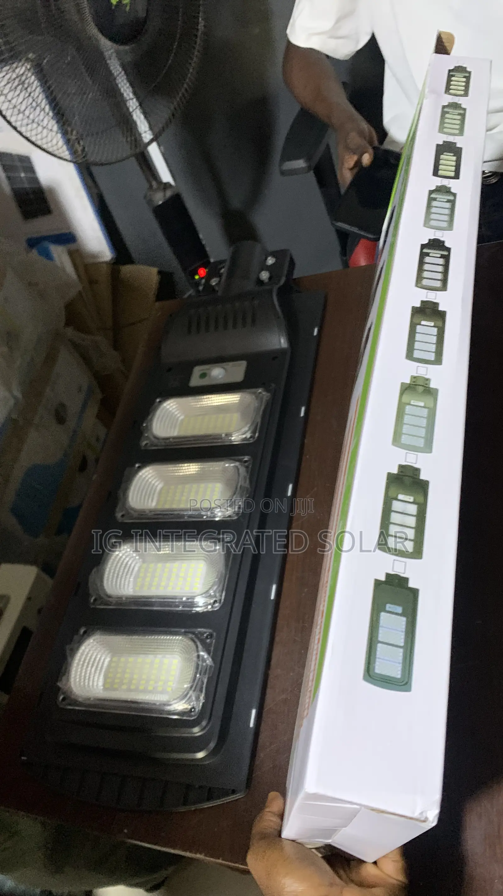 500w 4 Eyes Street Light With Inbuilt Lithium Battery