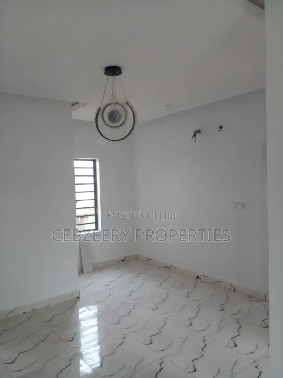 4bdrm Duplex in Akute Ajuwon for rent
