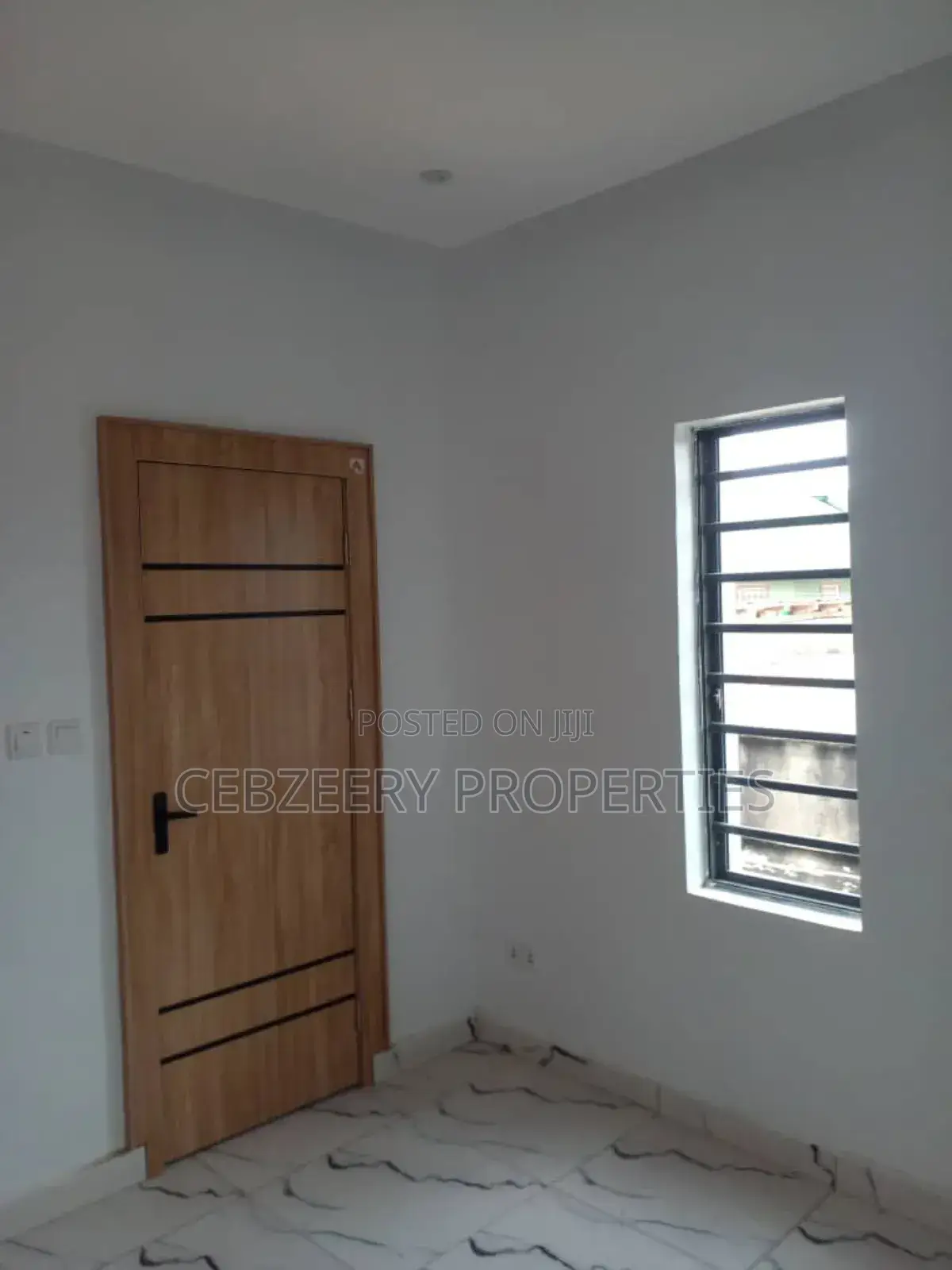 4bdrm Duplex in Akute Ajuwon for rent