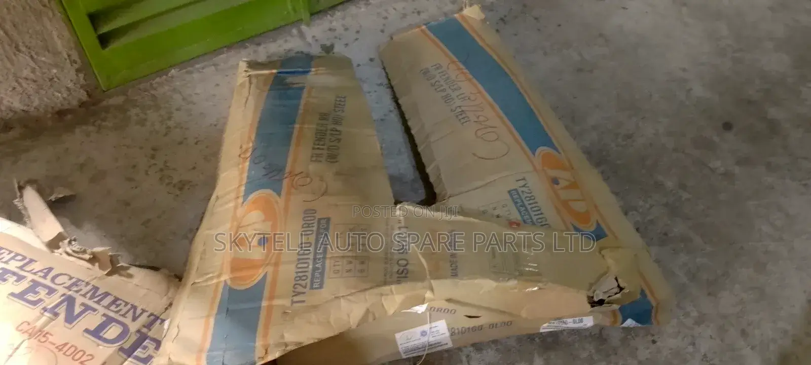Set of Fender for Toyota Corolla 2015