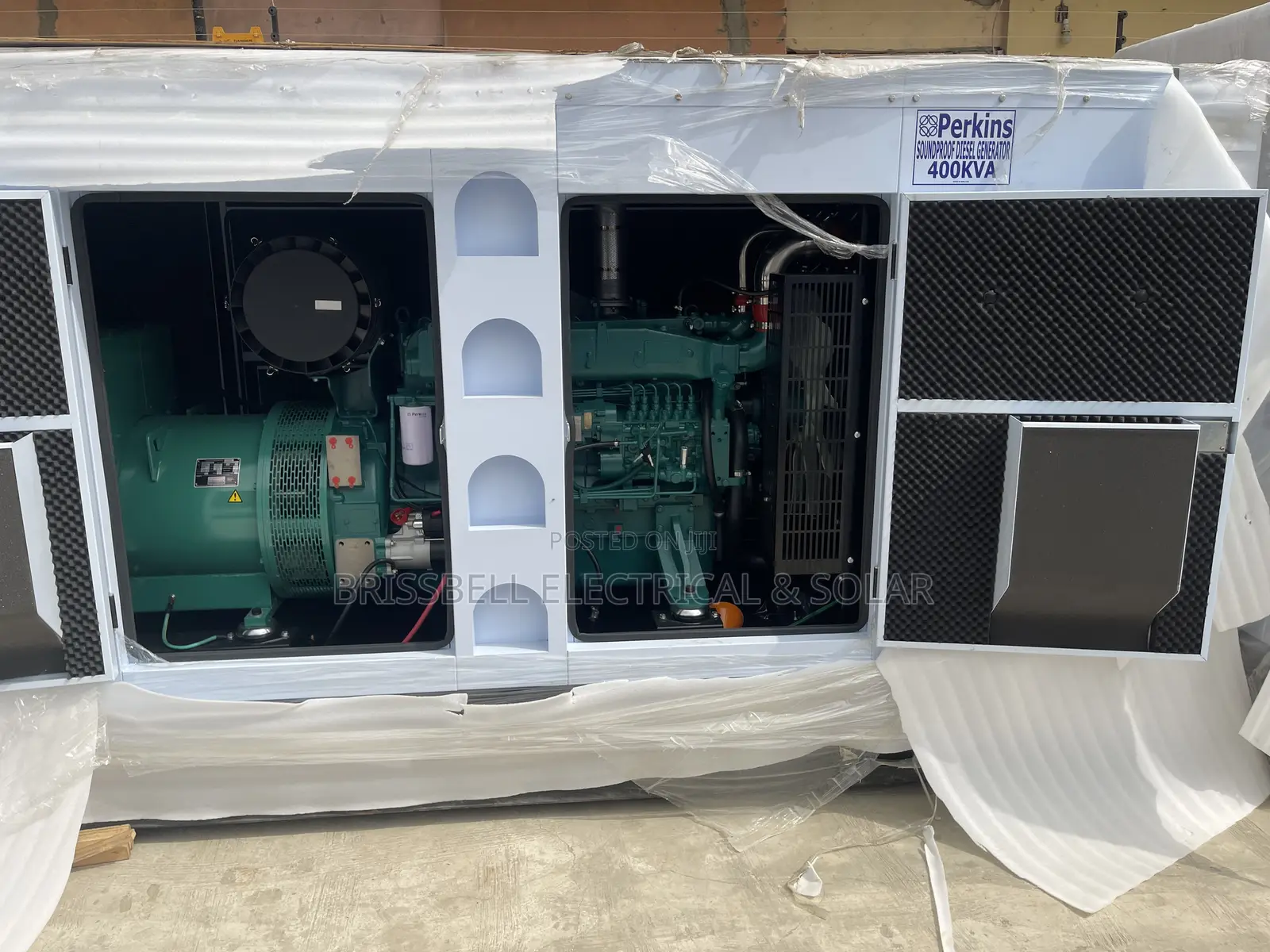 Strong And Silent Perkins Soundproof Diesel Generator 400kva