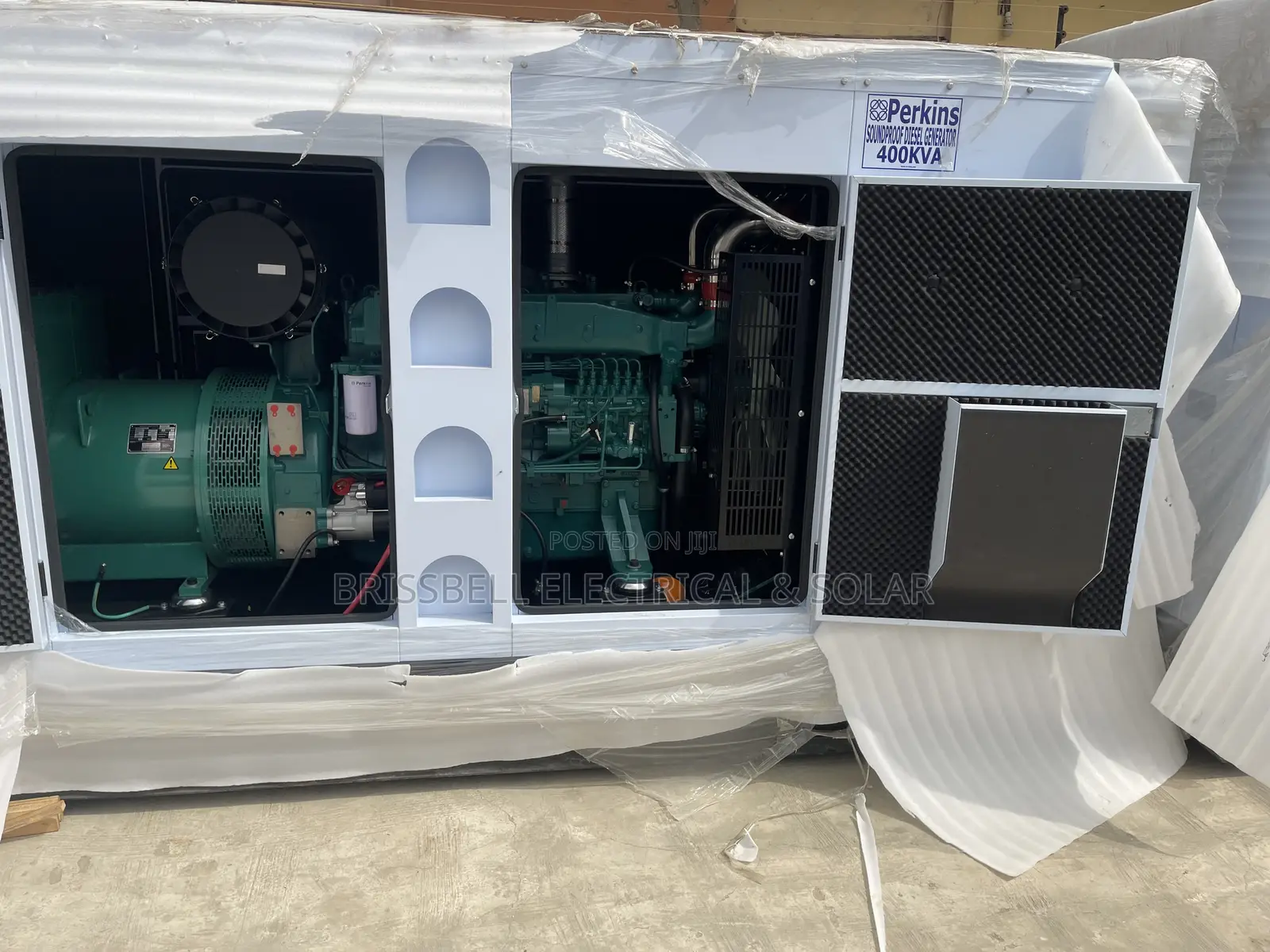 Strong And Silent Perkins Soundproof Diesel Generator 400kva