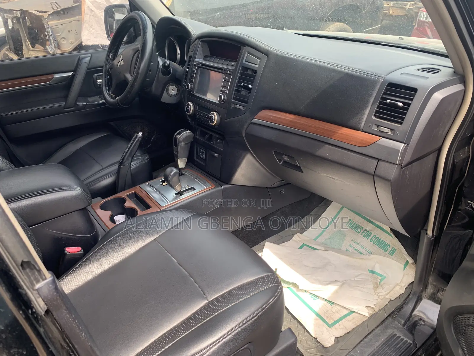 Mitsubishi Pajero 3.8 V6 GLS/GLX 2010 Black
