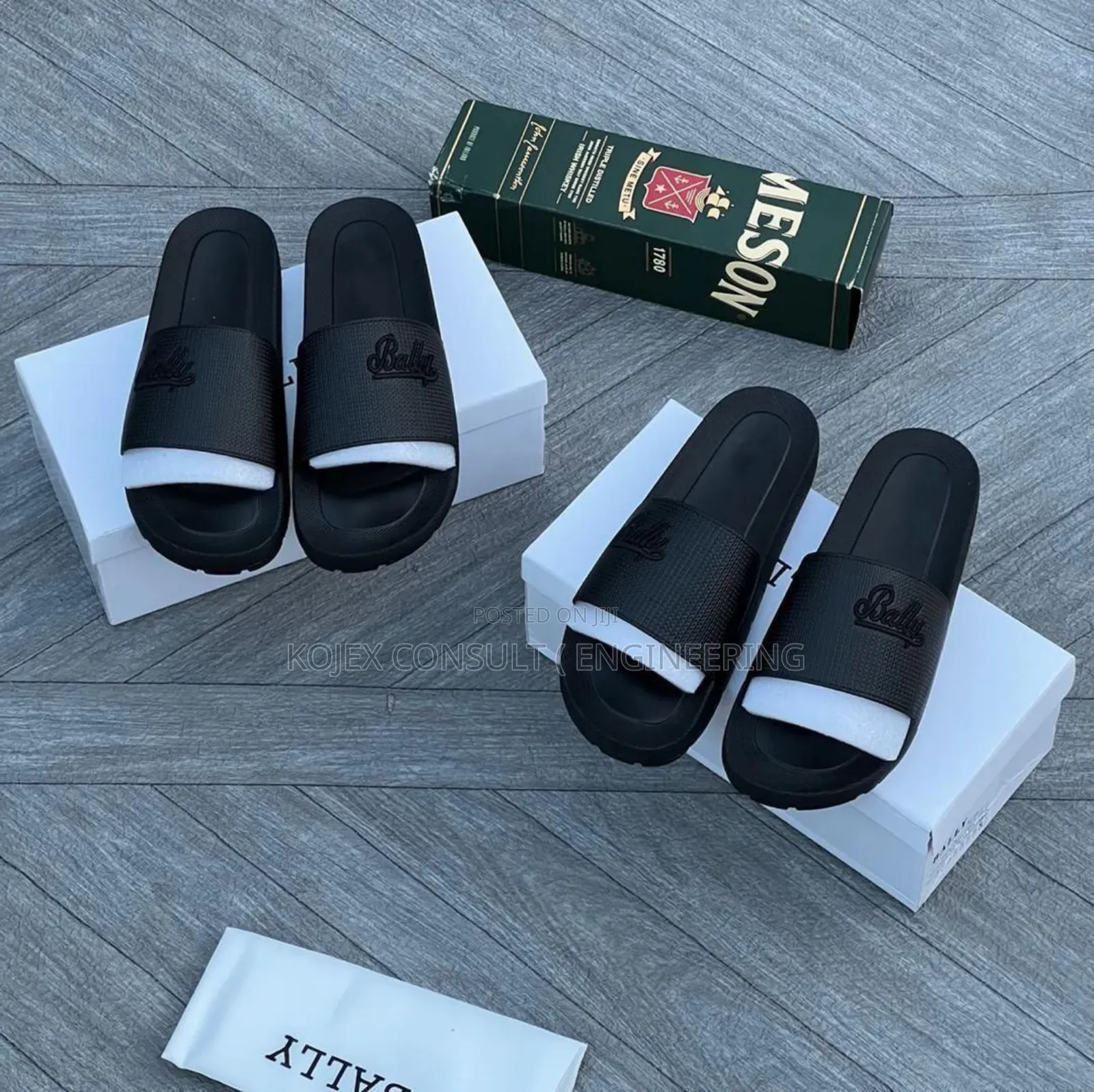 Dior/New Balance Quality Slides