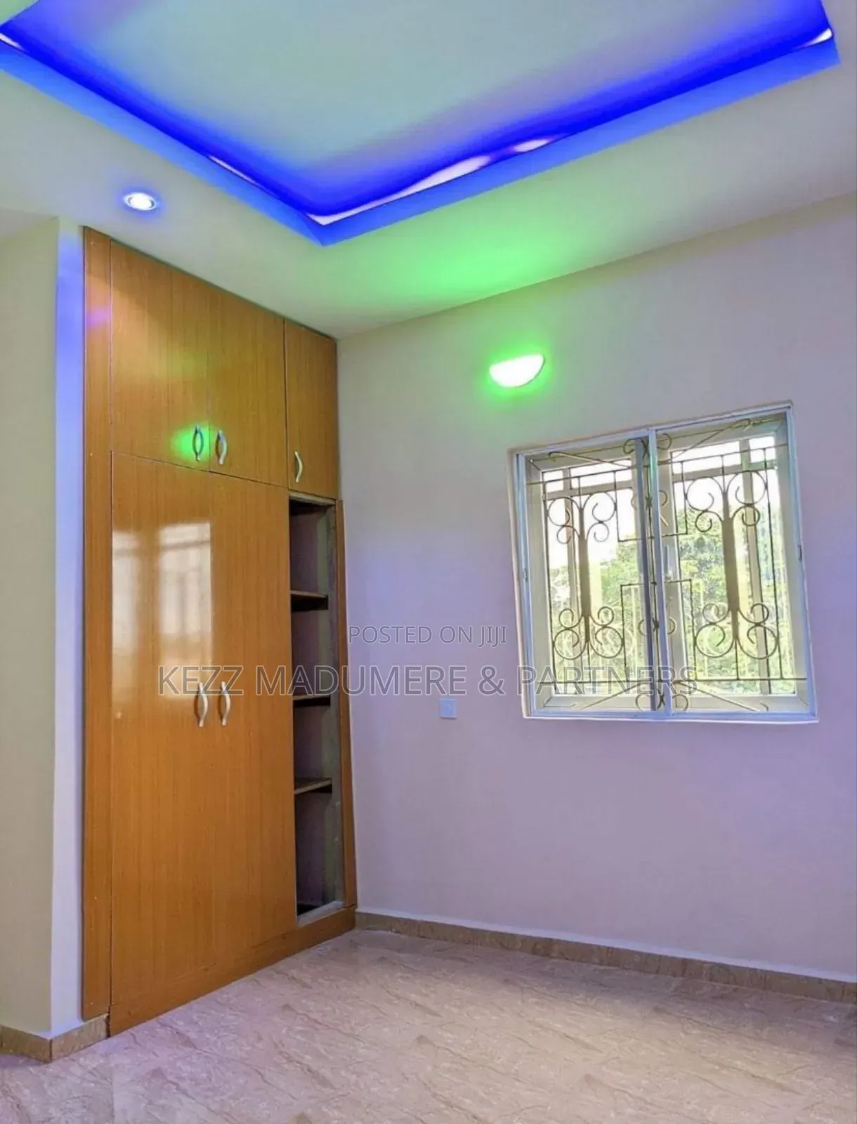 4bdrm Block of Flats in Uyo , Akwa Ibom for sale