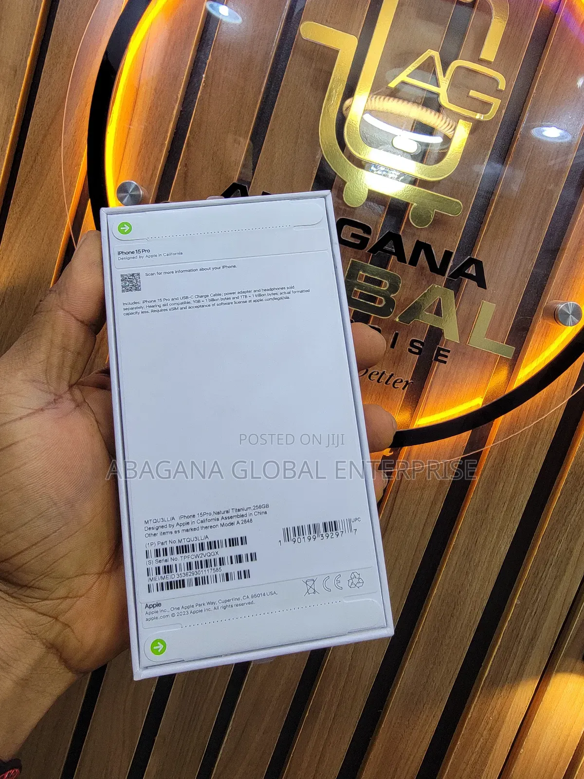 New Apple iPhone 15 Pro 256 GB Silver