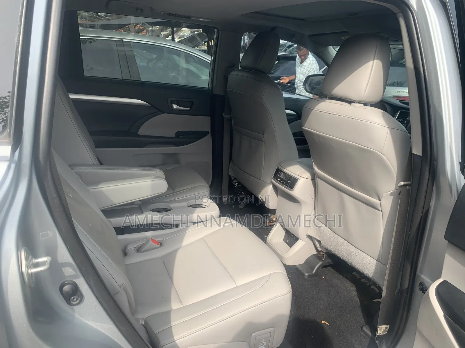 Toyota Highlander XLE 2019 Gray