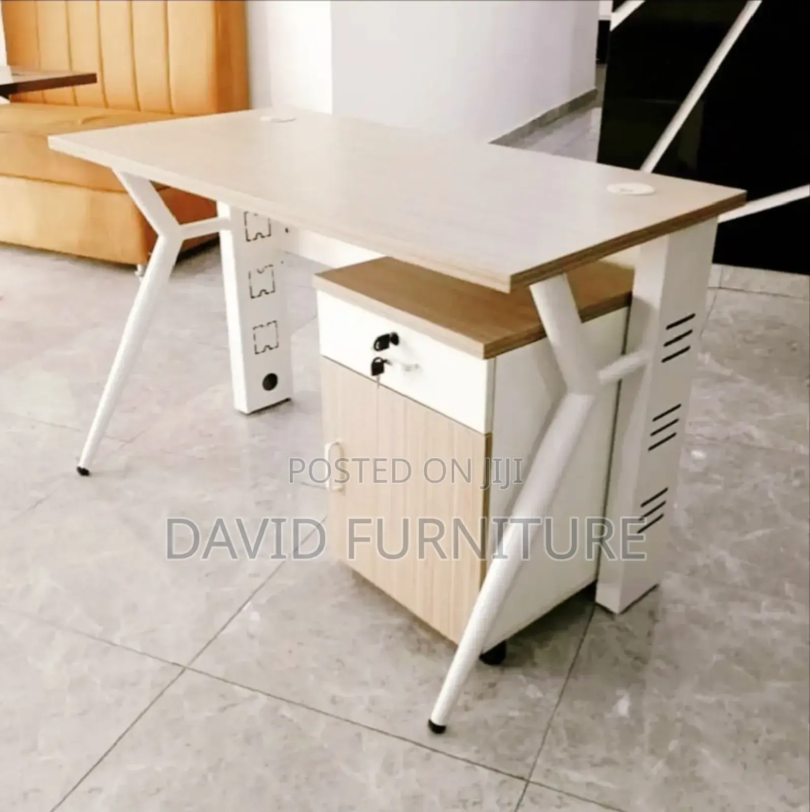 1.2 Meter Metal Leg Table