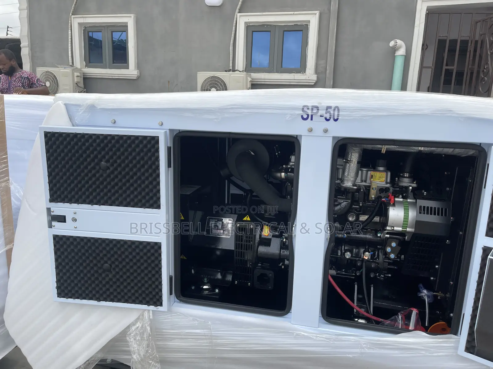 Excellent England Perkins Soundproof Diesel Generator 40kva
