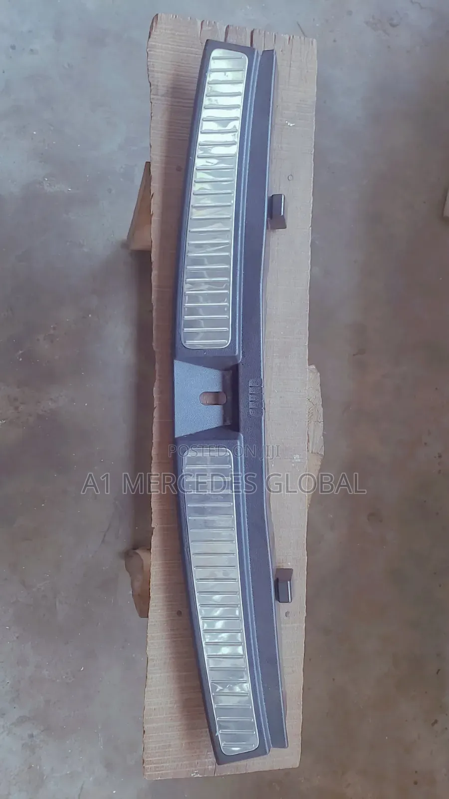 Mercedes-Benz GLK Butt Plastic