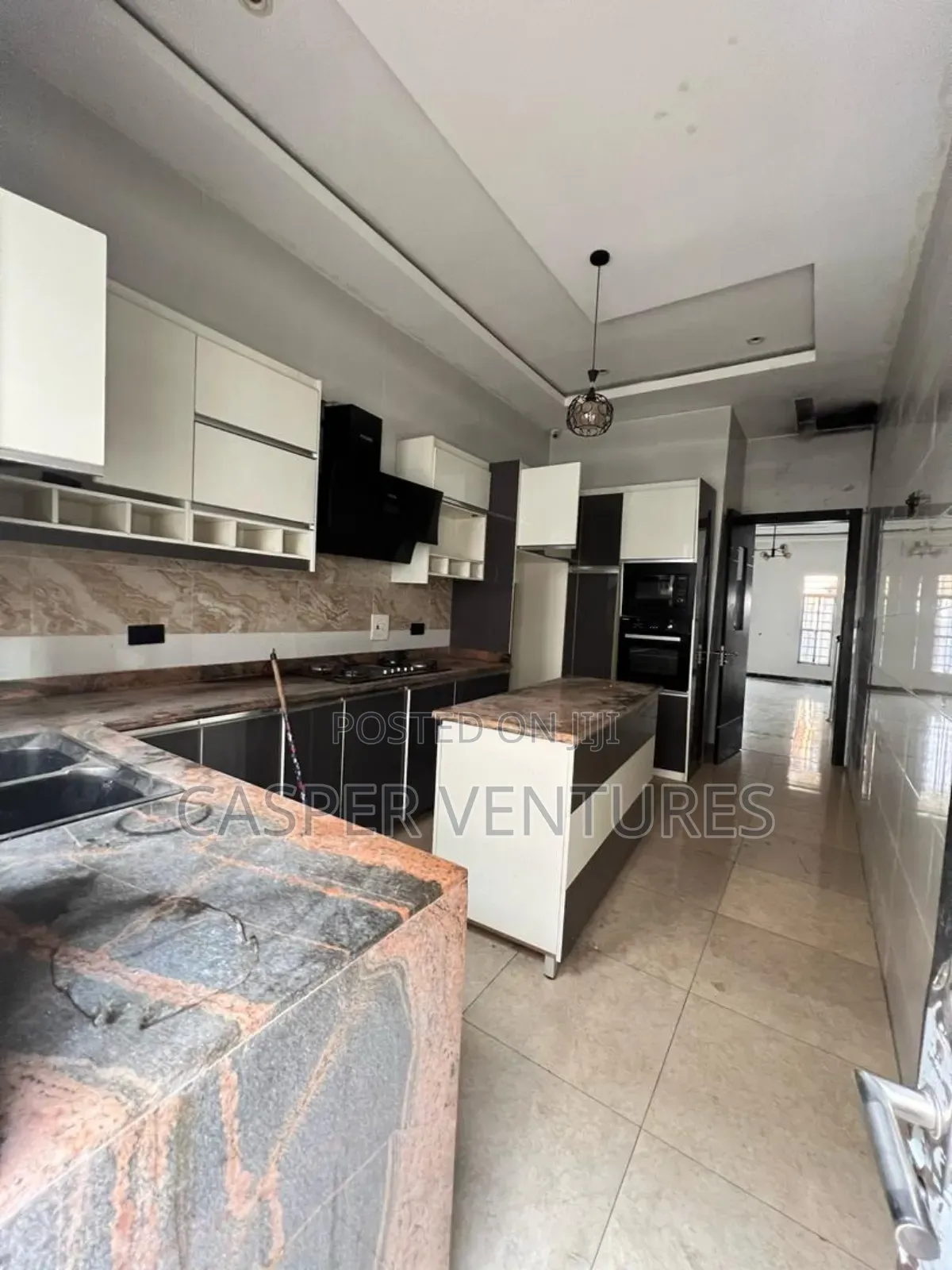 1bdrm Shared Apartment in Westend, Ikota for rent