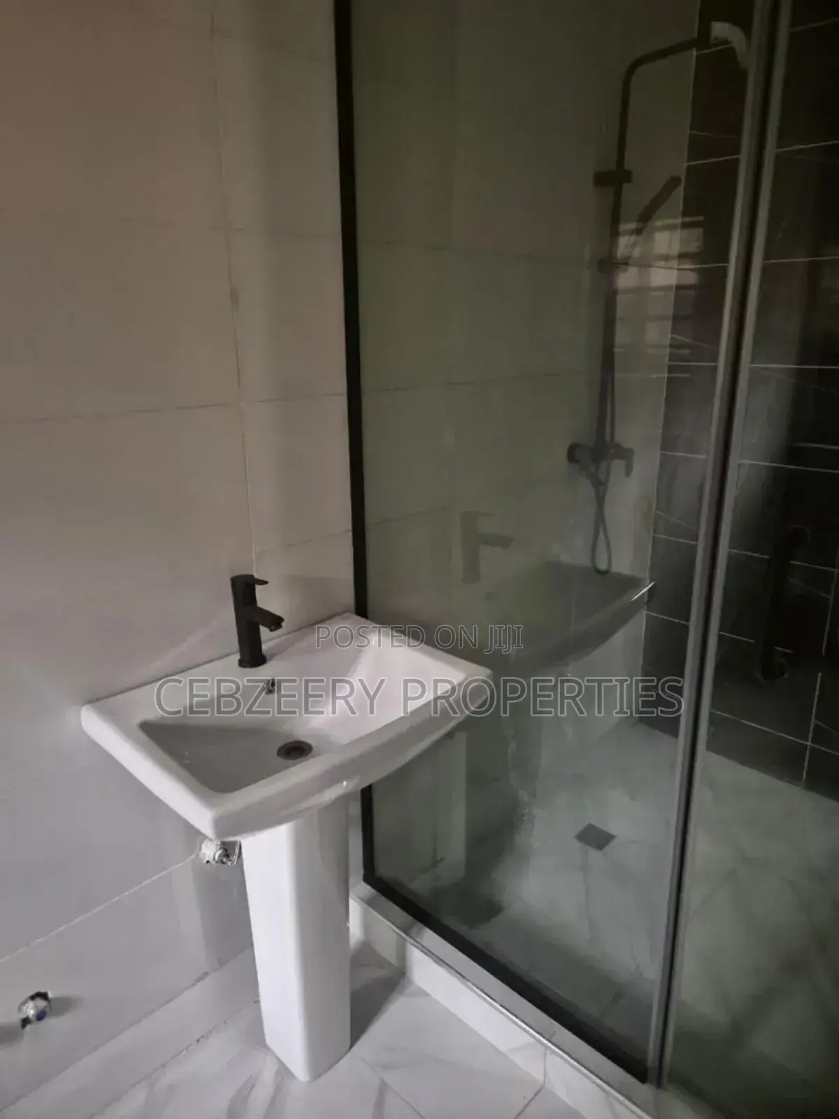 5bdrm Duplex in Omole Phase 1 for rent