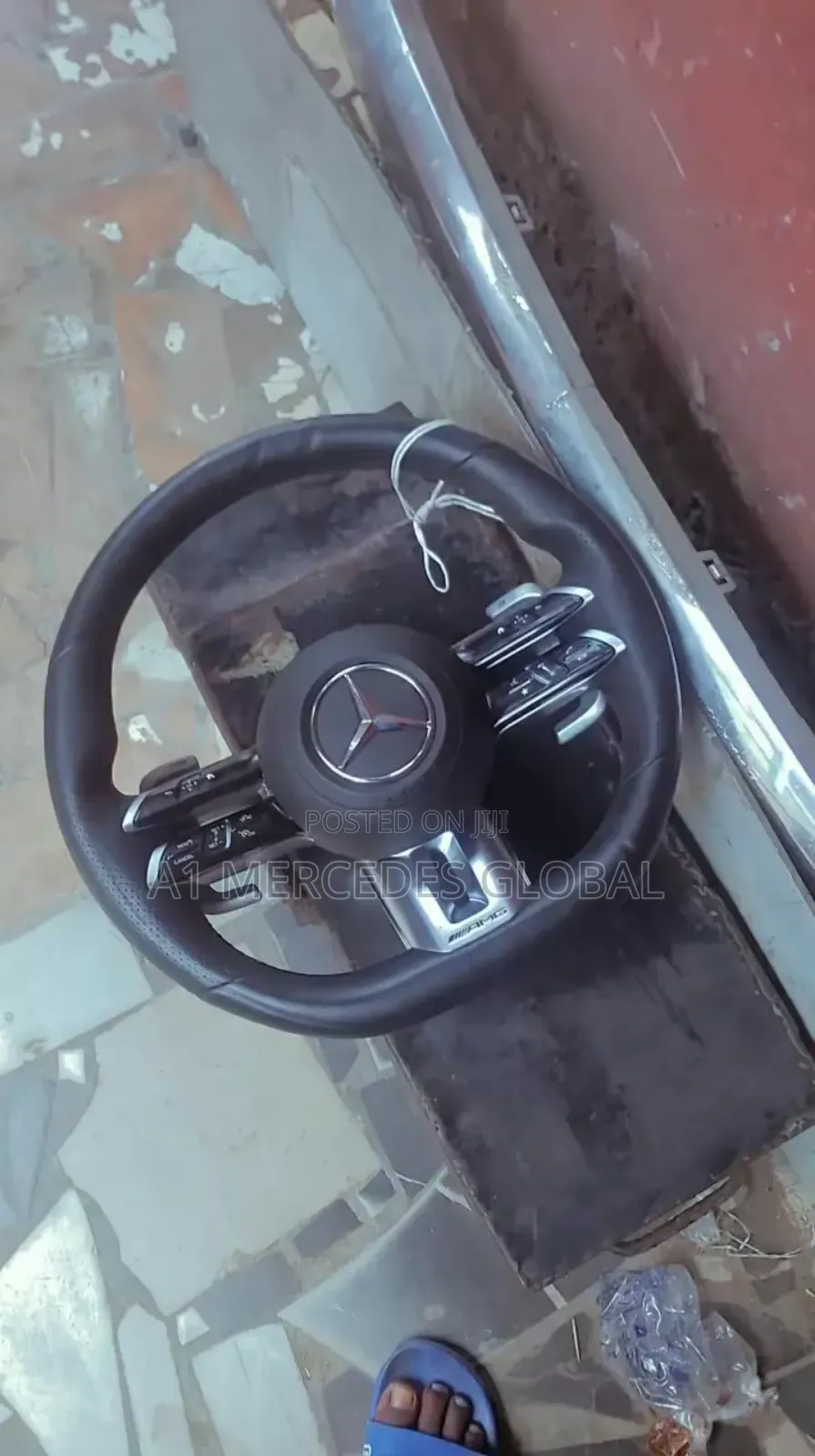 Mercedes-Benz 2022 Steering Wheels