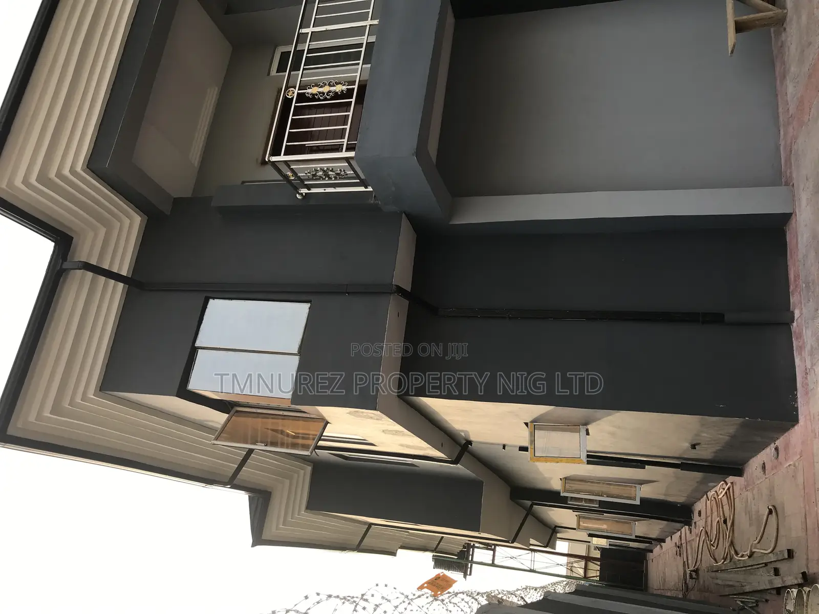 2bdrm Apartment in Agungi, Lekki for rent