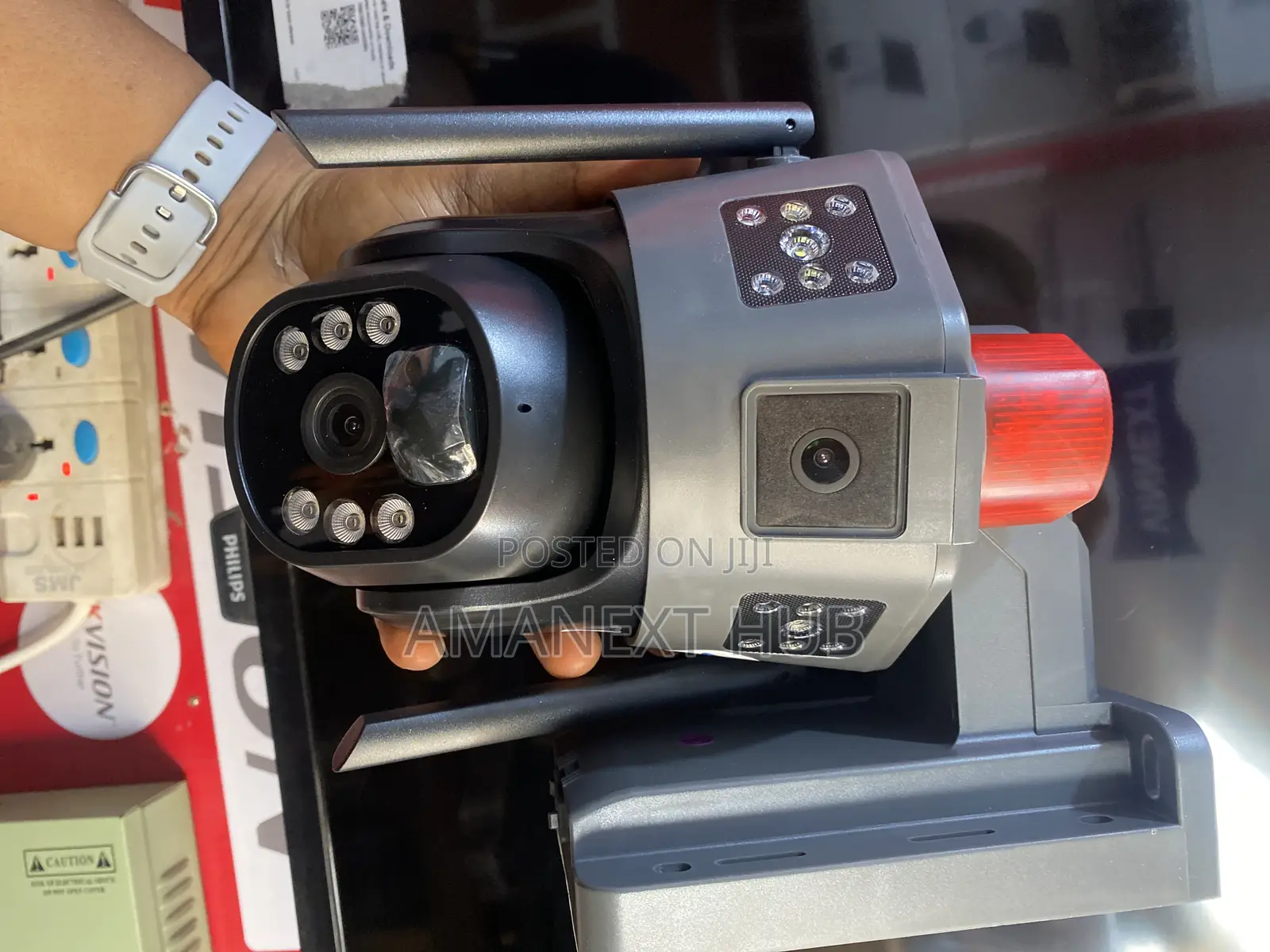 Triple Lens Solar PTZ Camera With Memory Card