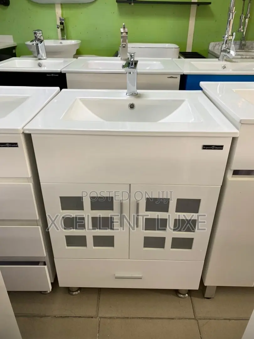 White 60cm Cabinet