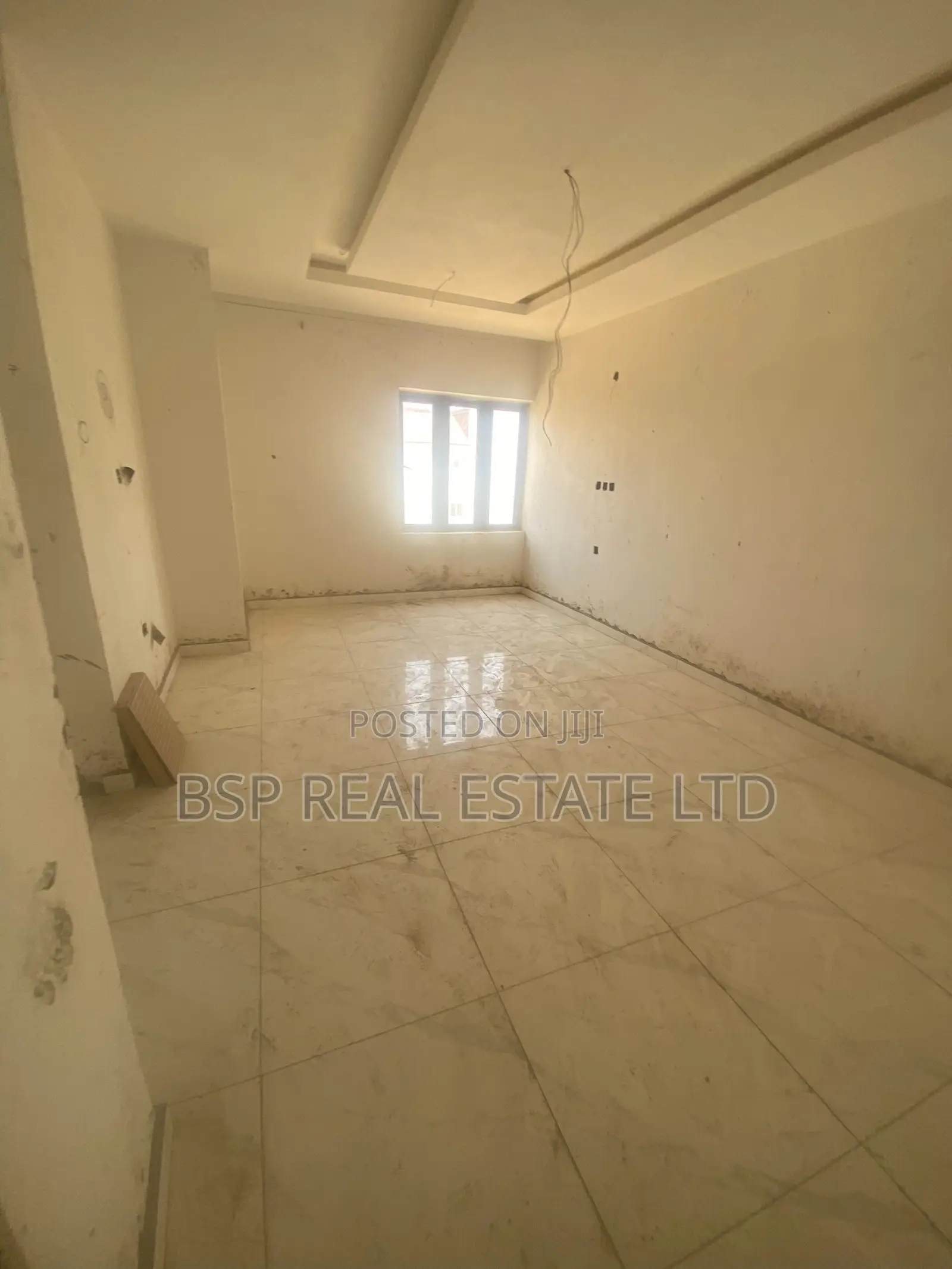4bdrm Duplex in Life Camp for sale