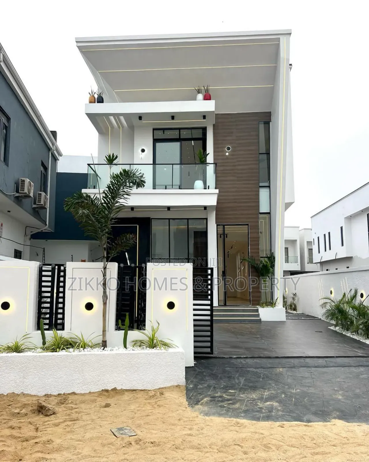 5bdrm Duplex in Ajah for sale