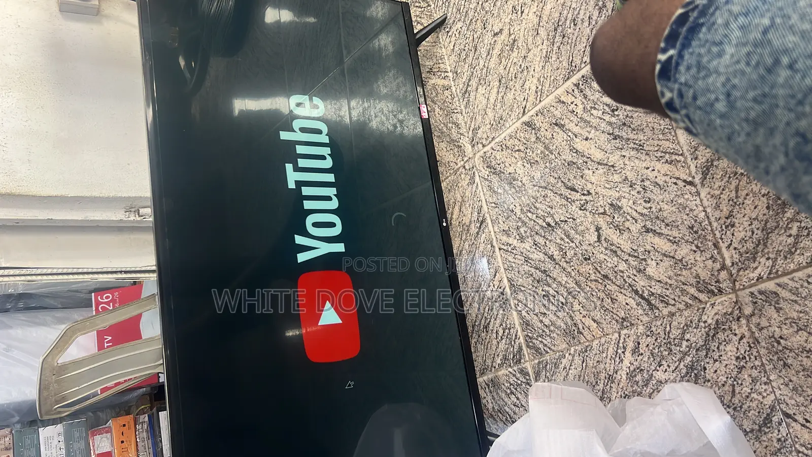 Lg Smart Tv 50inches Ai Netflix Youtube Bluetooth