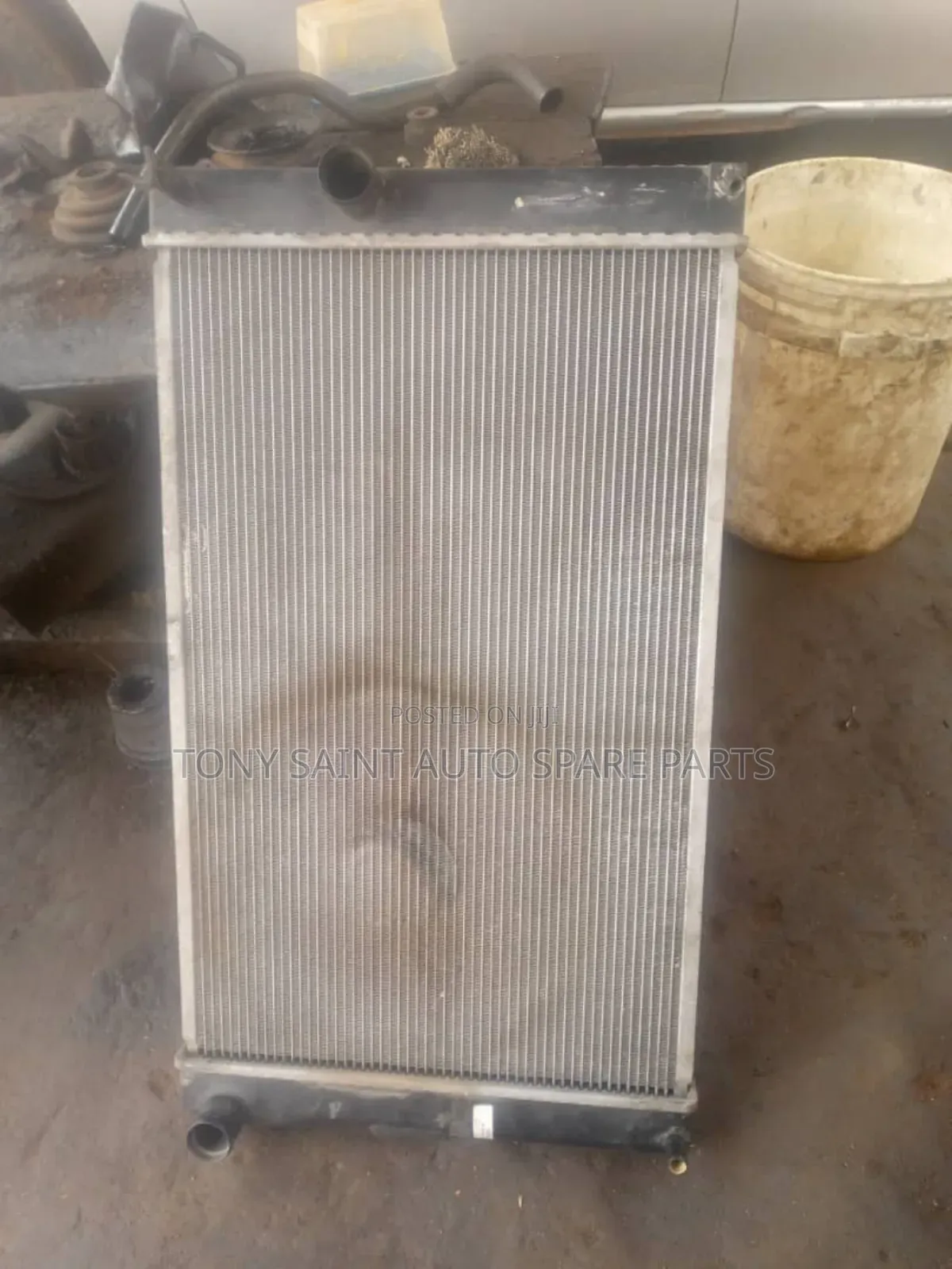 Toyota Prius Hybrid Complete Radiator and Fan Neat Tokunbo