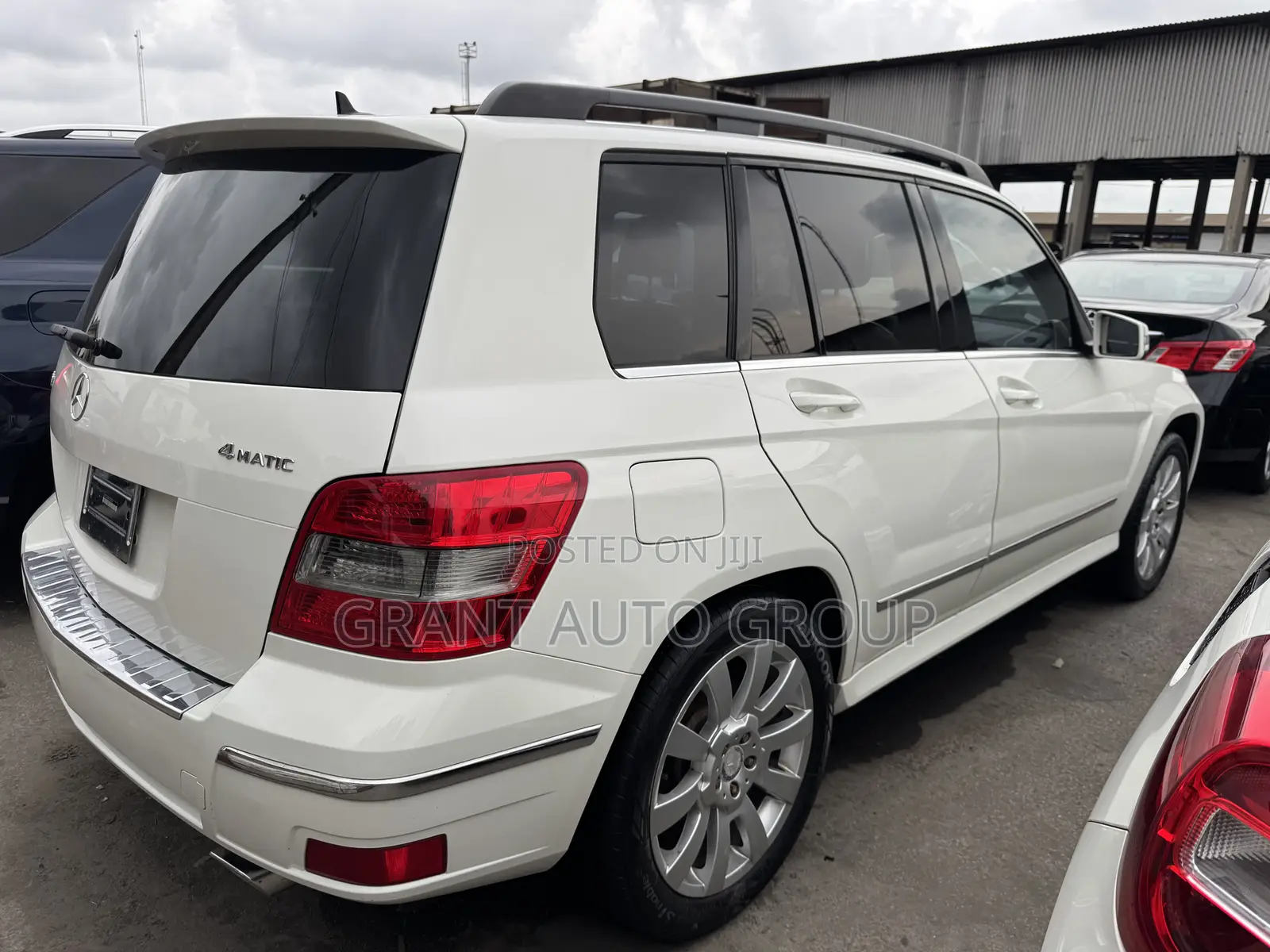 Mercedes-Benz GLK-Class 350 4MATIC 2011 White