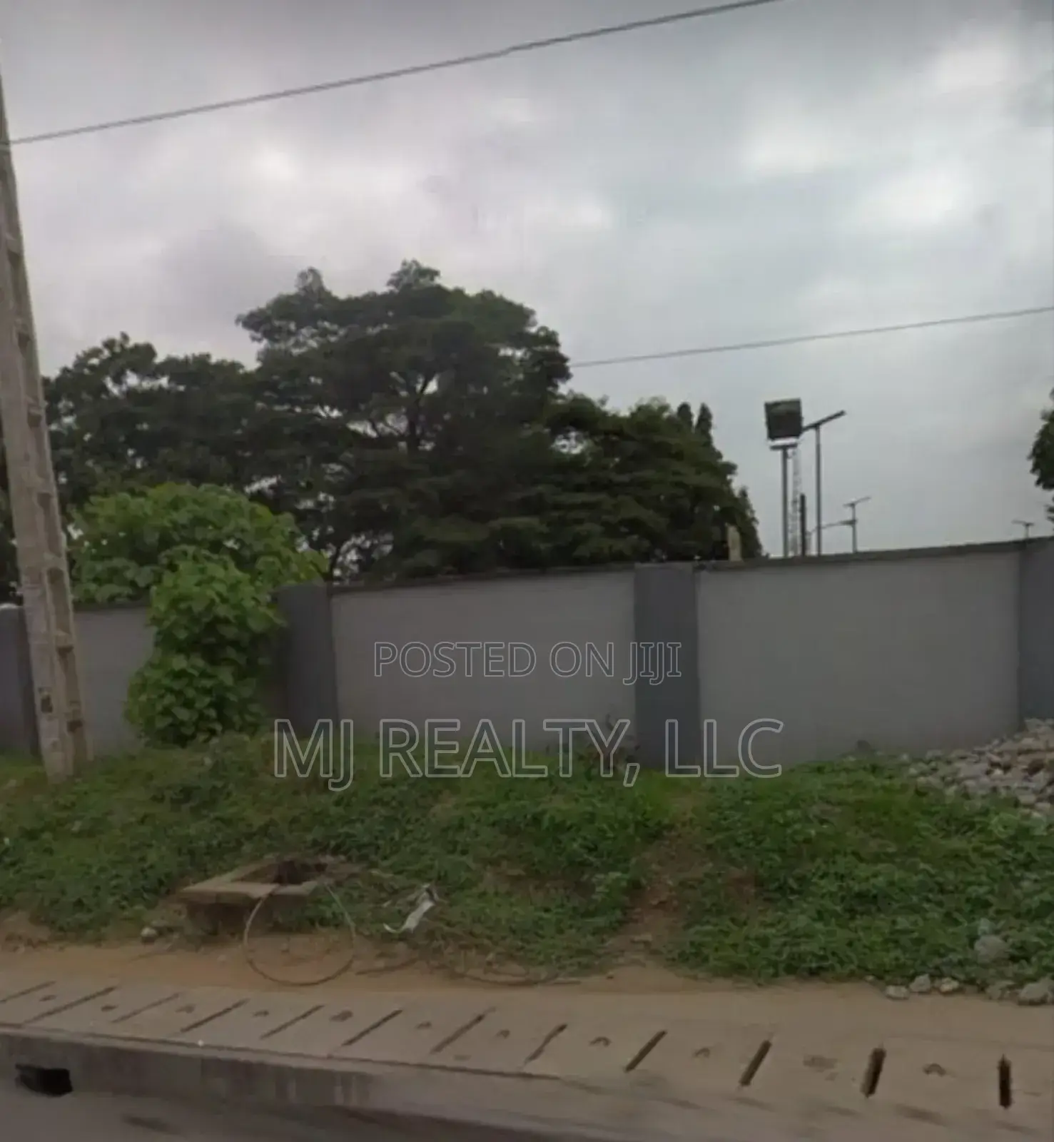 3,600 SQM Off Jibowu Bus Stop, Yaba