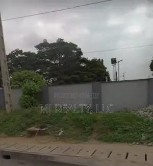 3,600 SQM Off Jibowu Bus Stop, Yaba