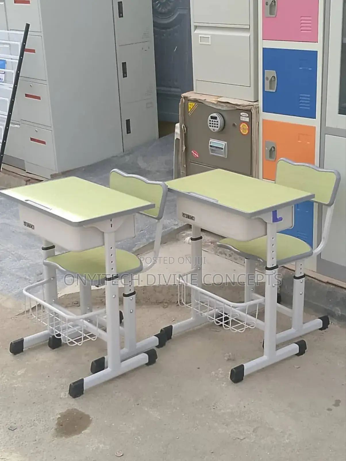 Class Room/Student Adjustable Table and Chair