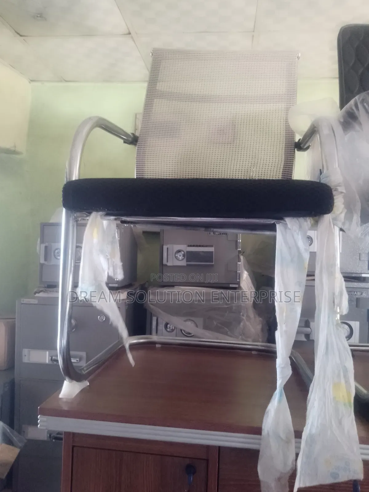 Visitor Chair With Net Back