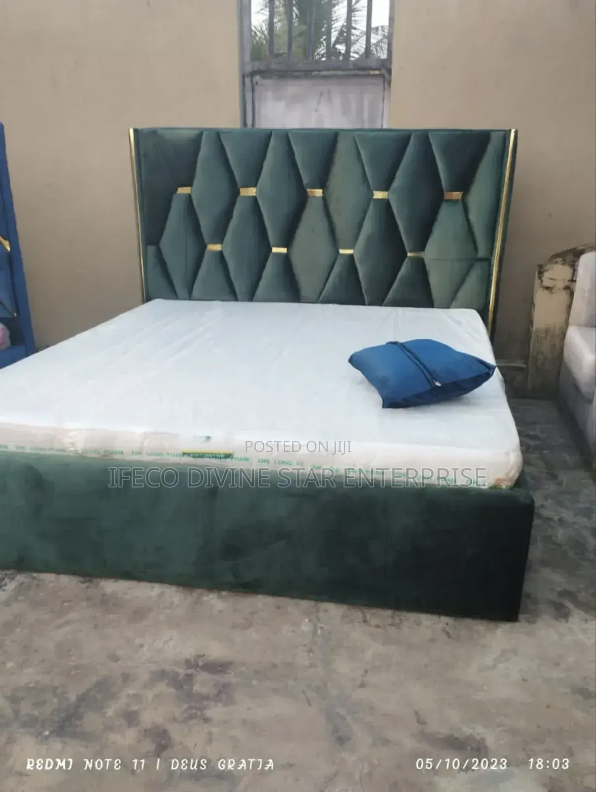Bed Frame With Mattress