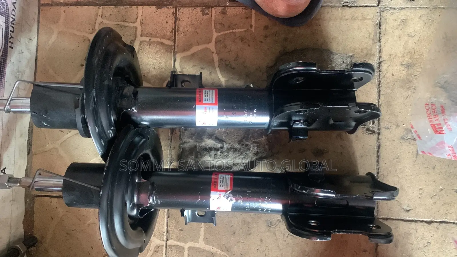 Front Shock Absorber Hyundai Santafe 2014 Available