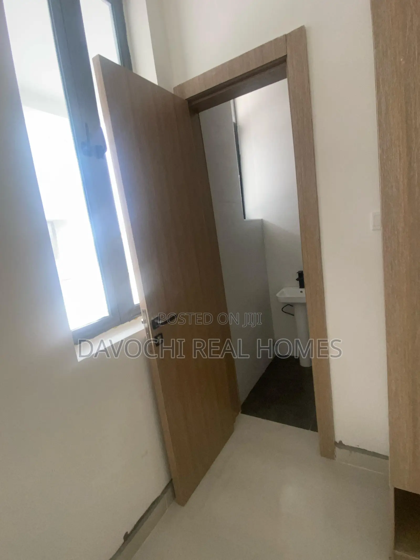 4bdrm Duplex in Chevron, Lekki for sale