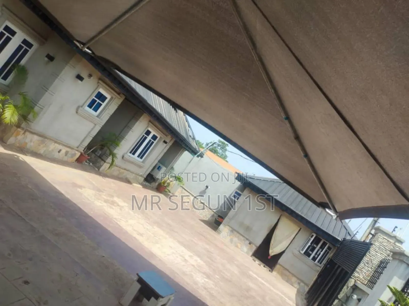 6bdrm Bungalow in Dove Estate, Odo Ona for sale