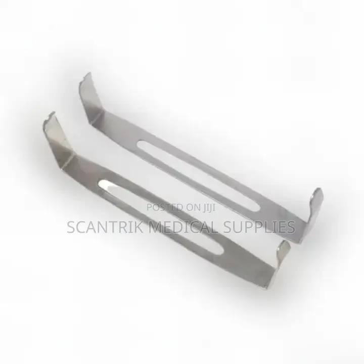 High Quality Stainless Surgical Retractor