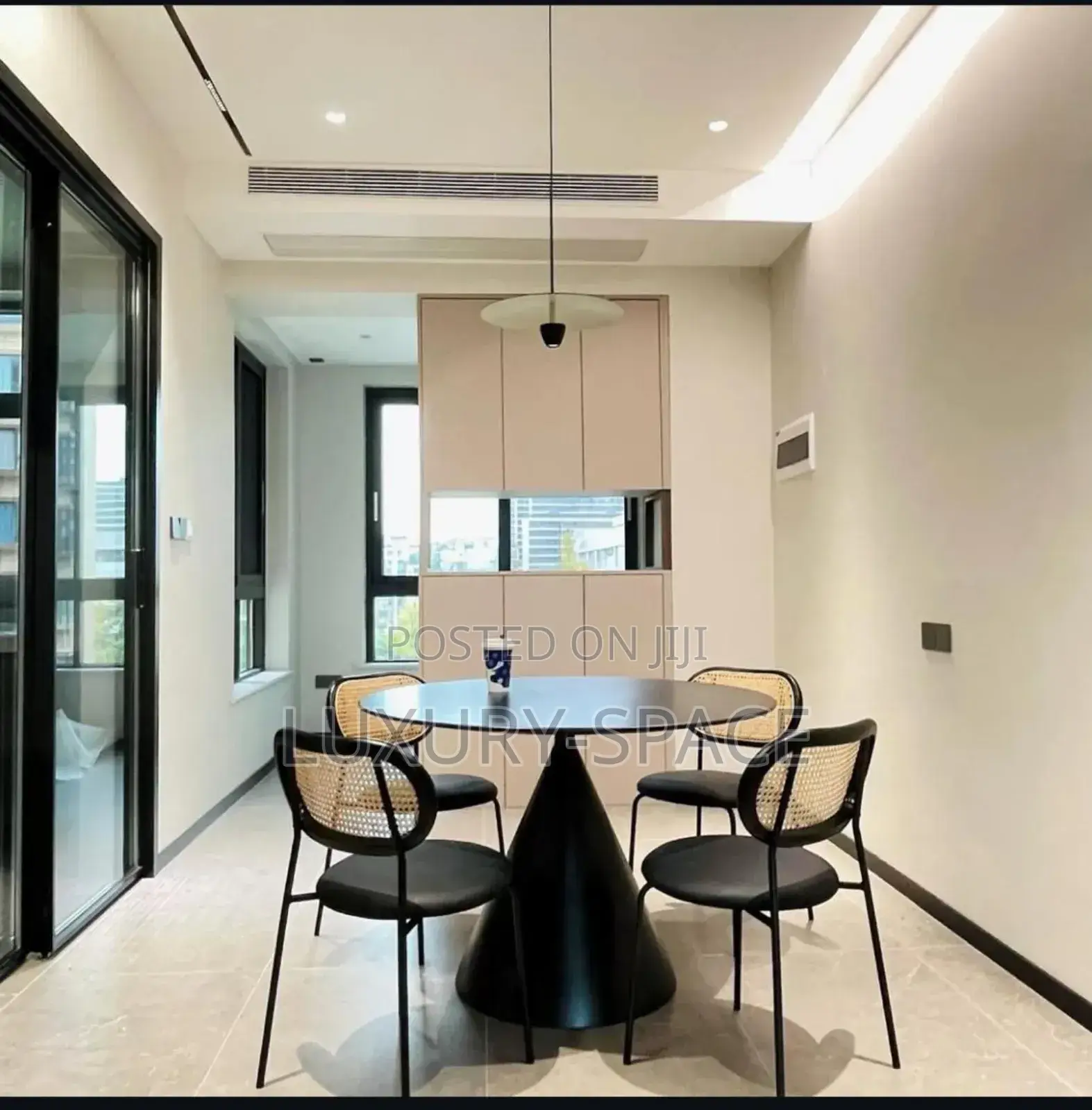 Modern Luxury Dining Set