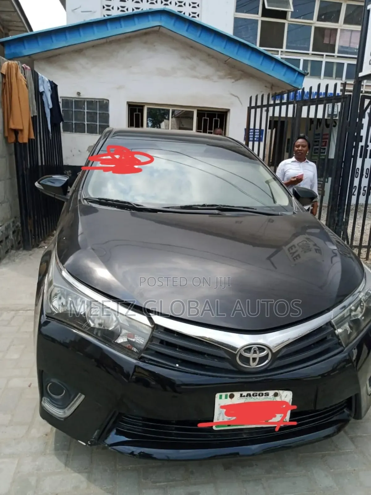 Toyota Corolla LE Plus 4dr Sedan (1.8L 4cyl CVT) 2016 Black