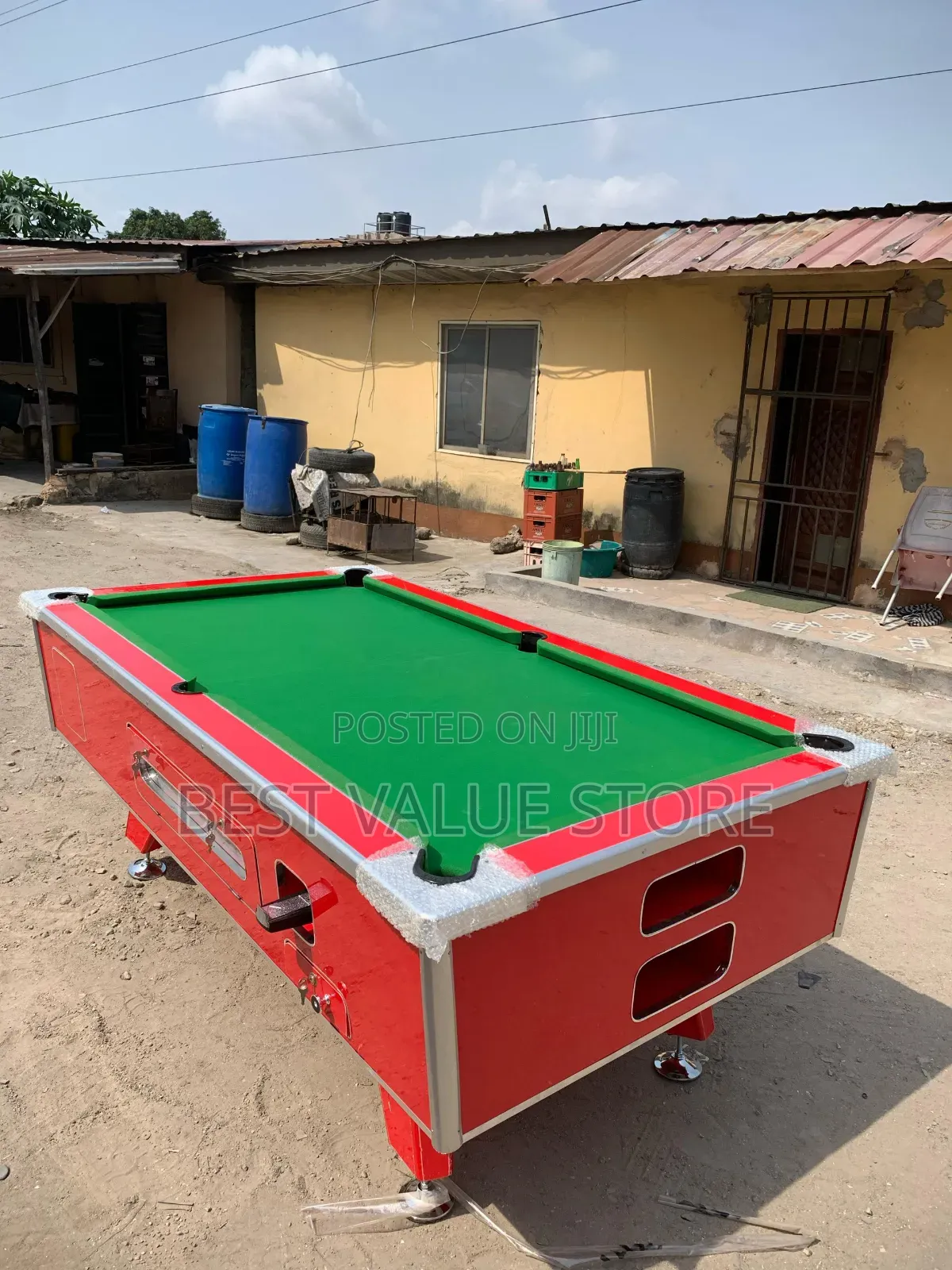 Coin and Marble Snooker With Accessories Red Body