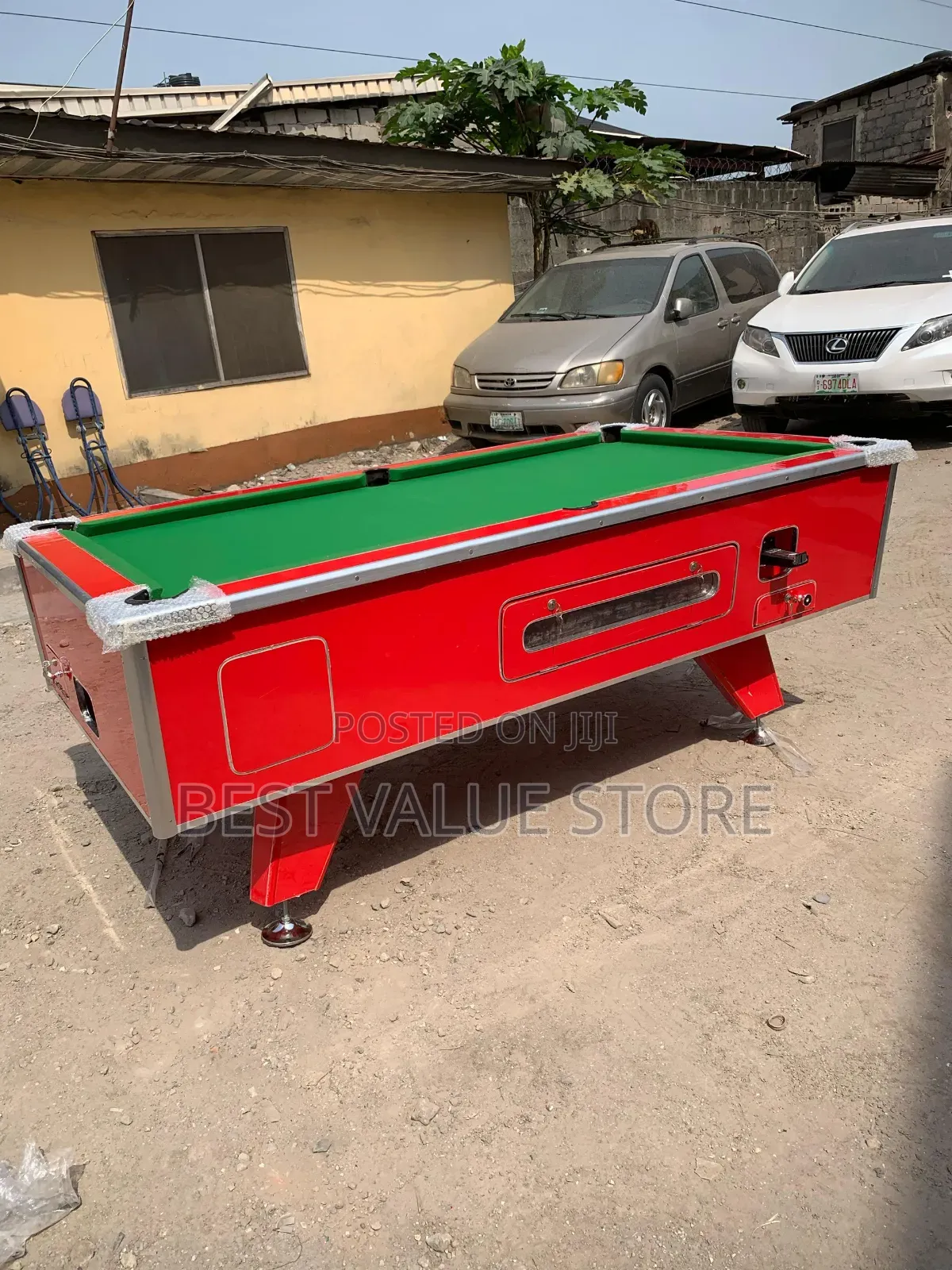 Coin and Marble Snooker With Accessories Red Body
