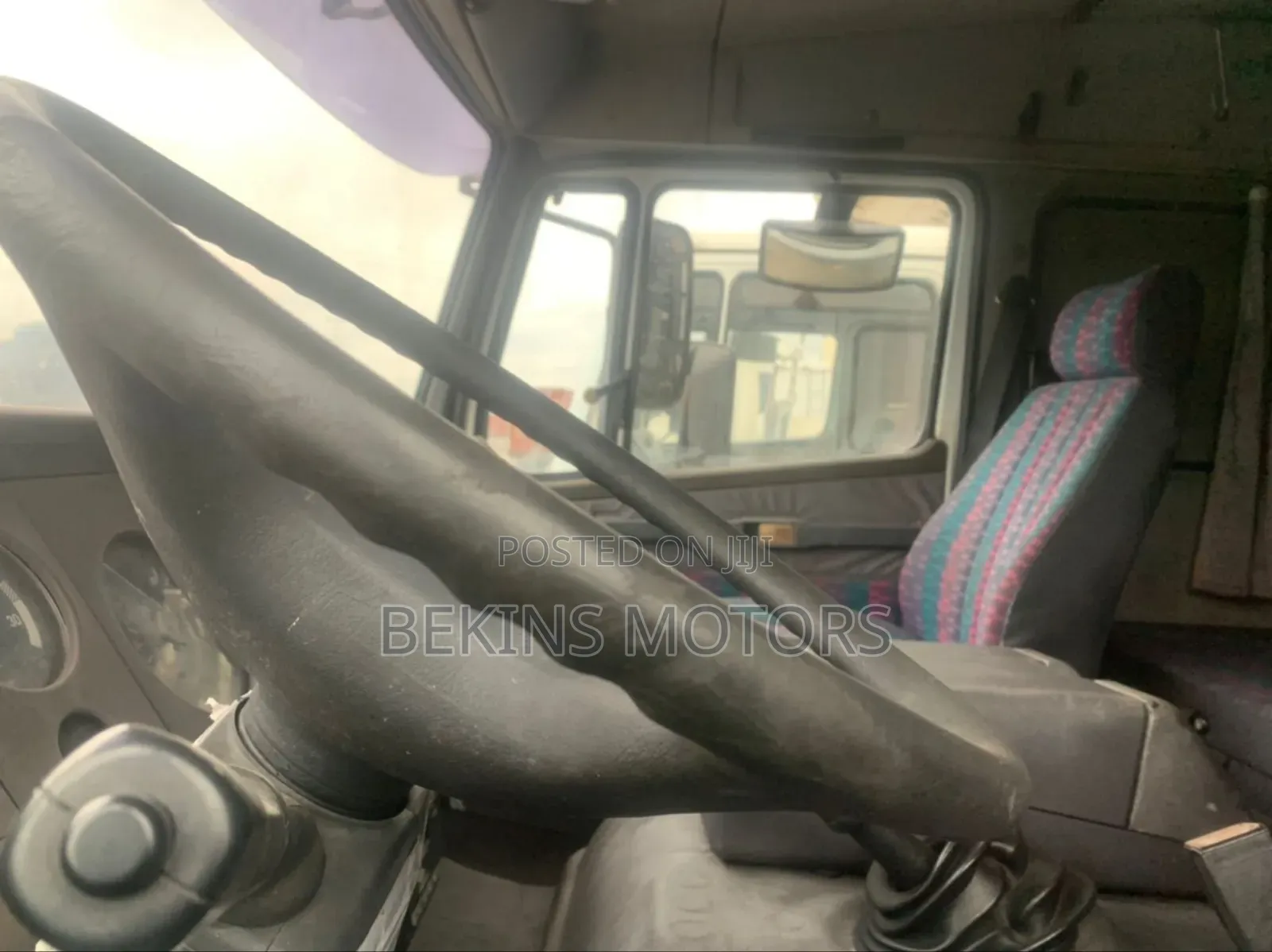 Foreign Used Mercedes Benz 814, 6tyre.