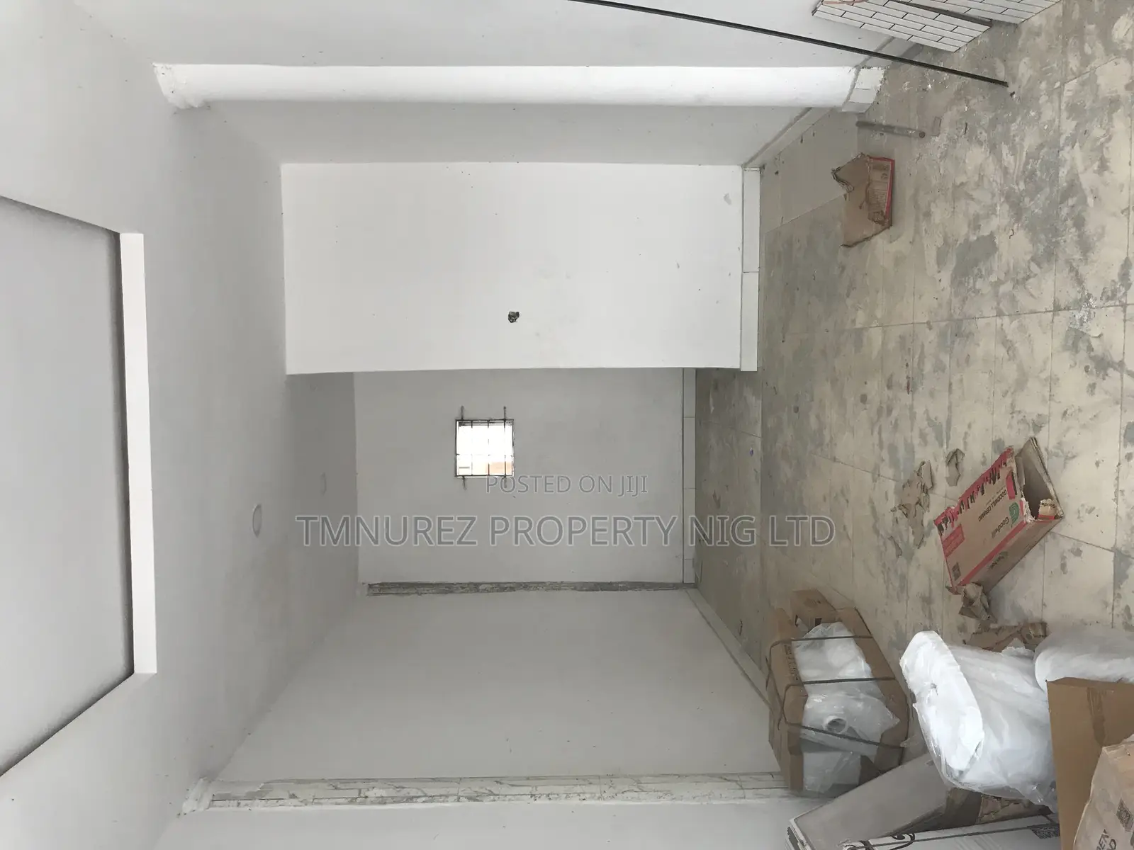 Shop Groundfloor for Rent at Agungi