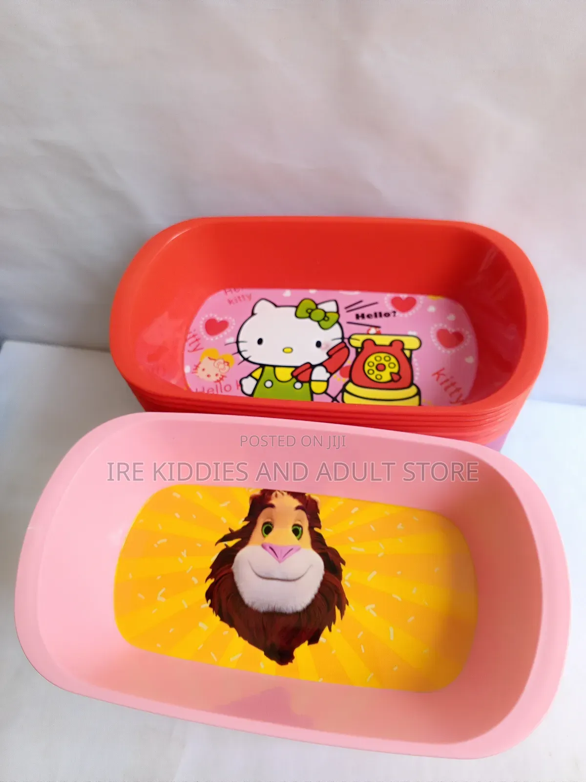 12pcs of Colour Cereal Plates