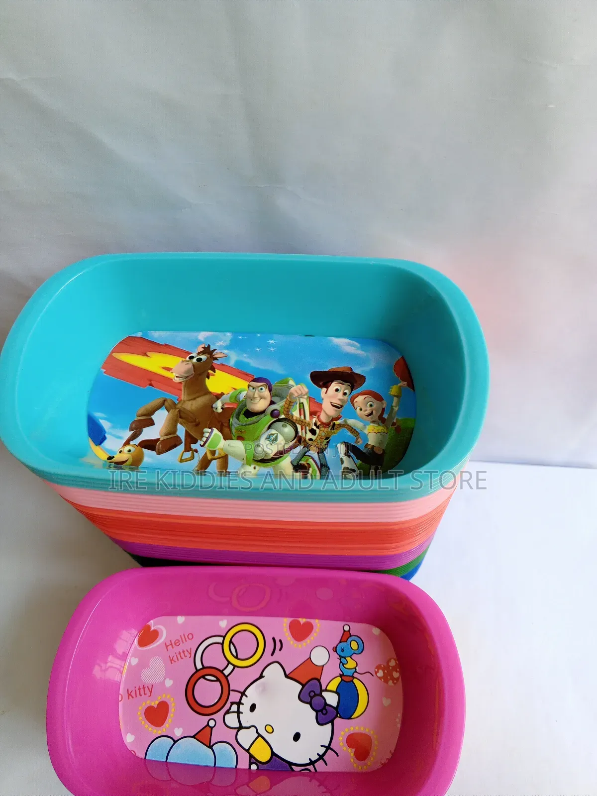 12pcs of Colour Cereal Plates