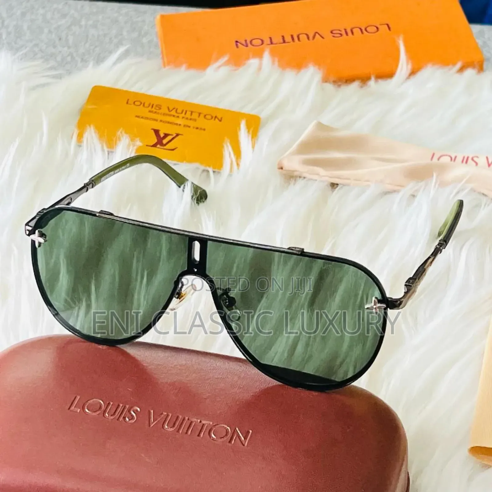 Original Luxury Eyewear Collection Louis Vuitton Available